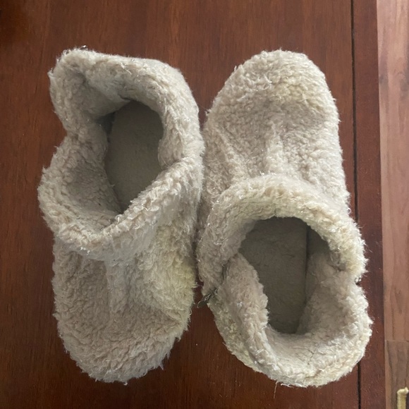 LL Bean Cozy Slipper Booties, Pile Fleece - Picture 4 of 5